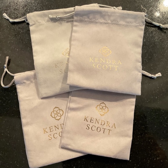 Kendra Scott gray + gold dust bags (4) - Picture 2 of 3
